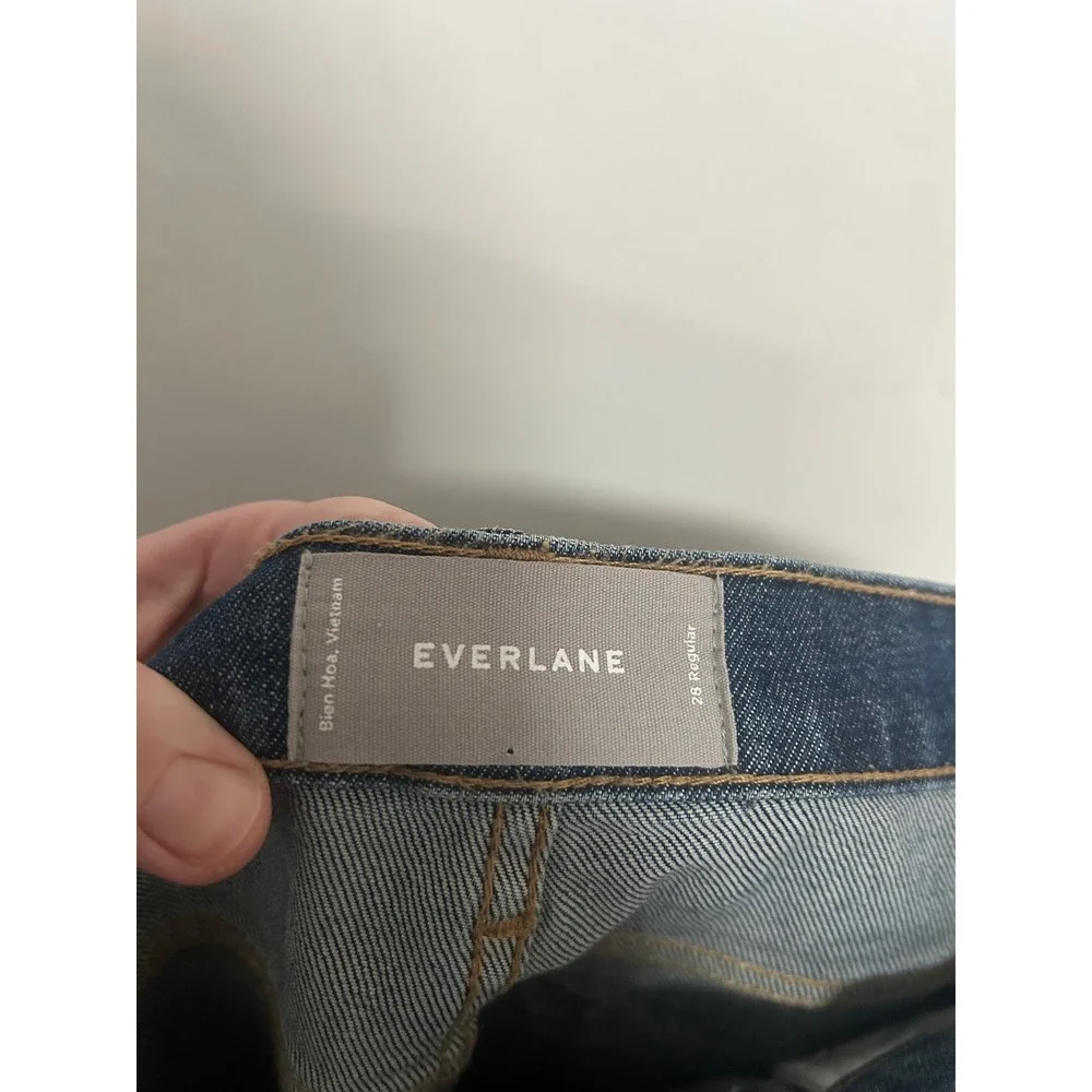 Everlane staple brand